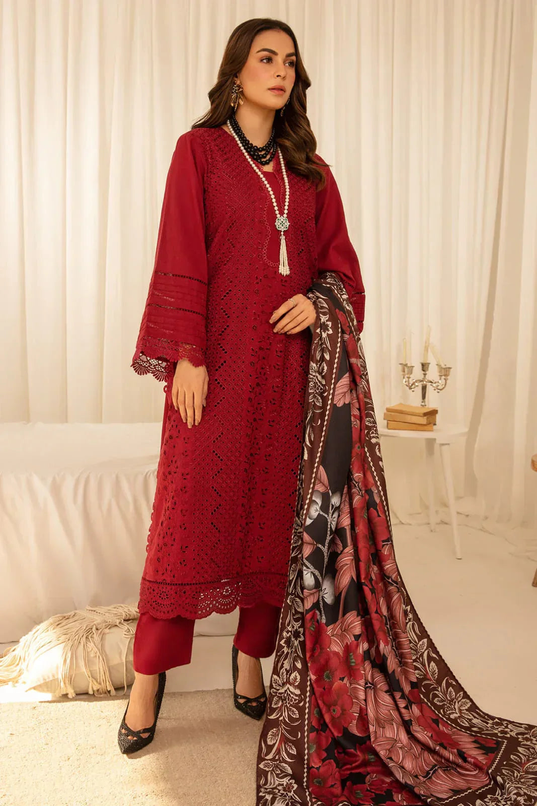 3 PC BORING EMBROIDERED LAWN SUIT-BG586